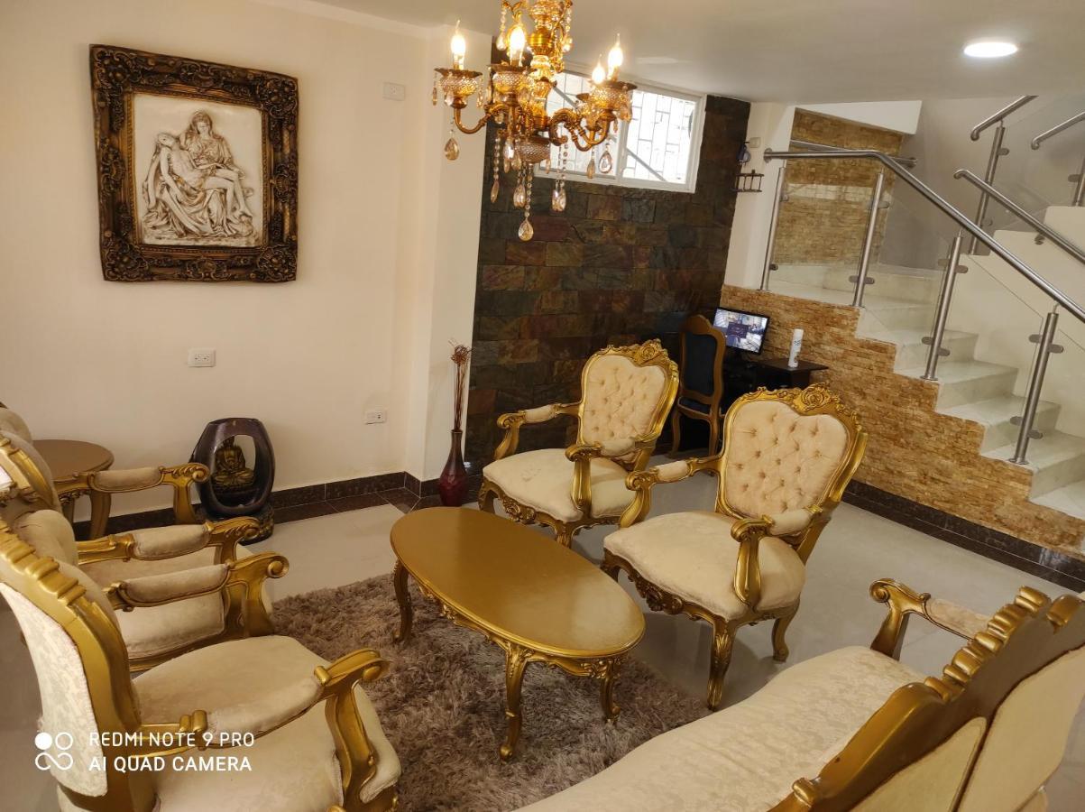 גוויאקיל Royalinn מראה חיצוני תמונה
